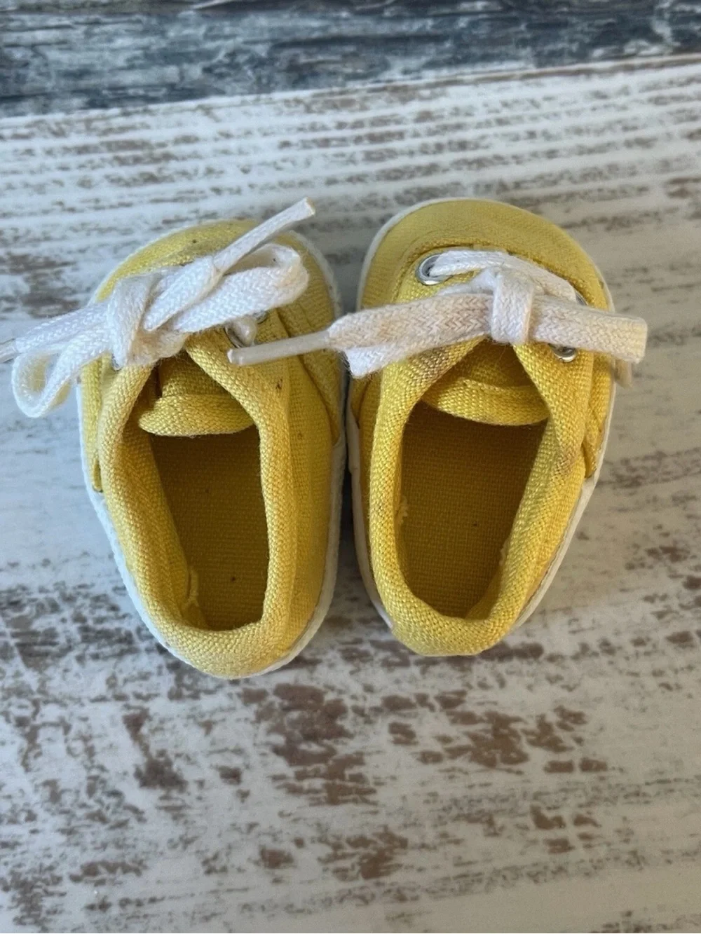 PLEASANT COMPANY American Girl BITTY BABY Doll AUTUMN Set - Shoes Only 1998 FLAW